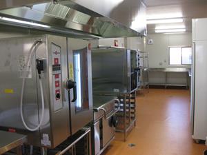 21x12 Kitchen Diner 100 Person Expandable up to 200 Person 001